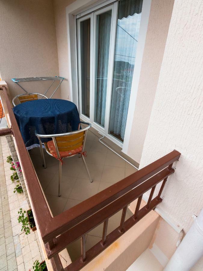 Apartament 689 Banjol Zewnętrze zdjęcie